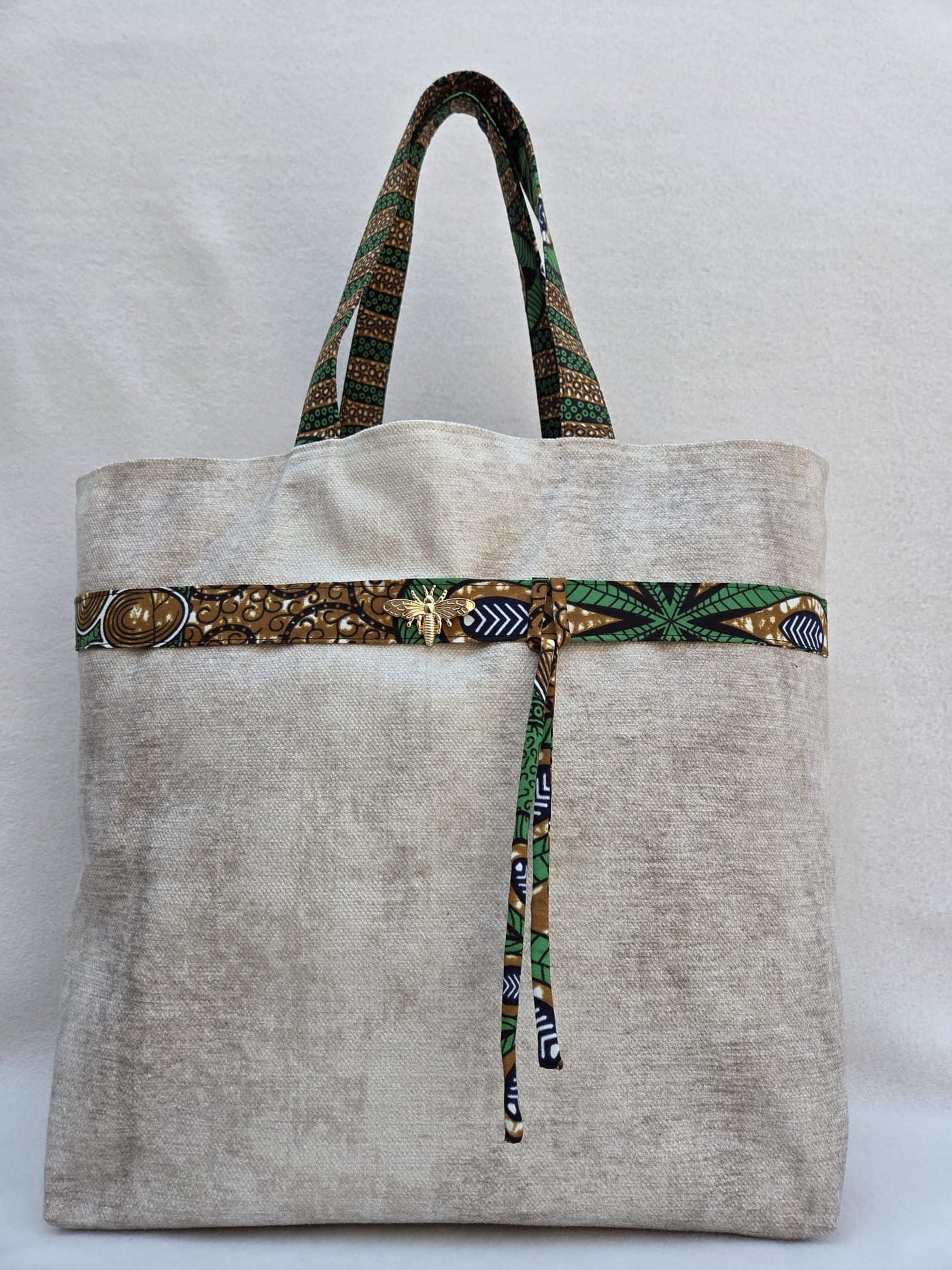 Sac “Savane Libre” – Lin texturé & détails wax vert