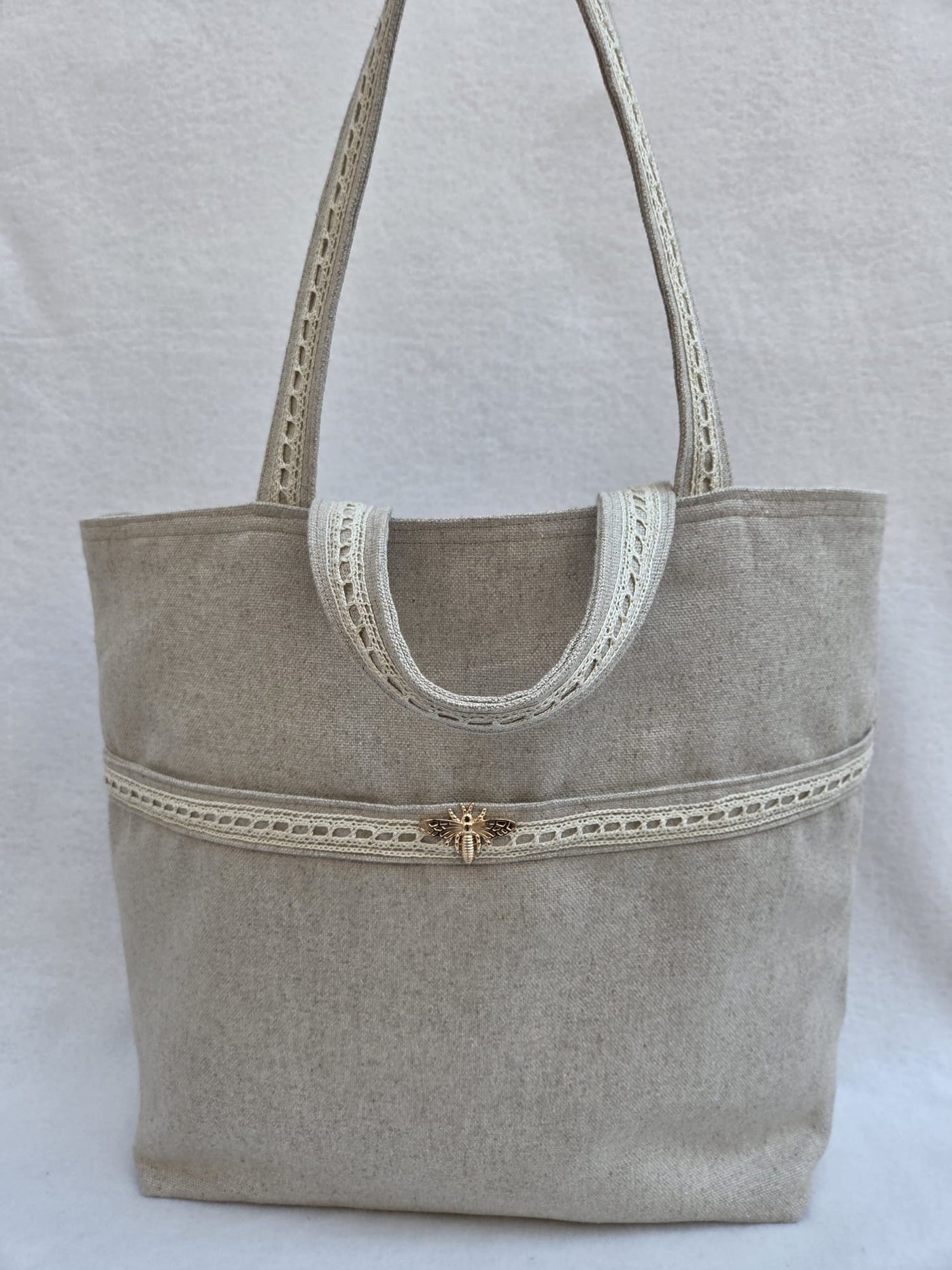 Sac “Écru Bohème” – Lin naturel & dentelle fine