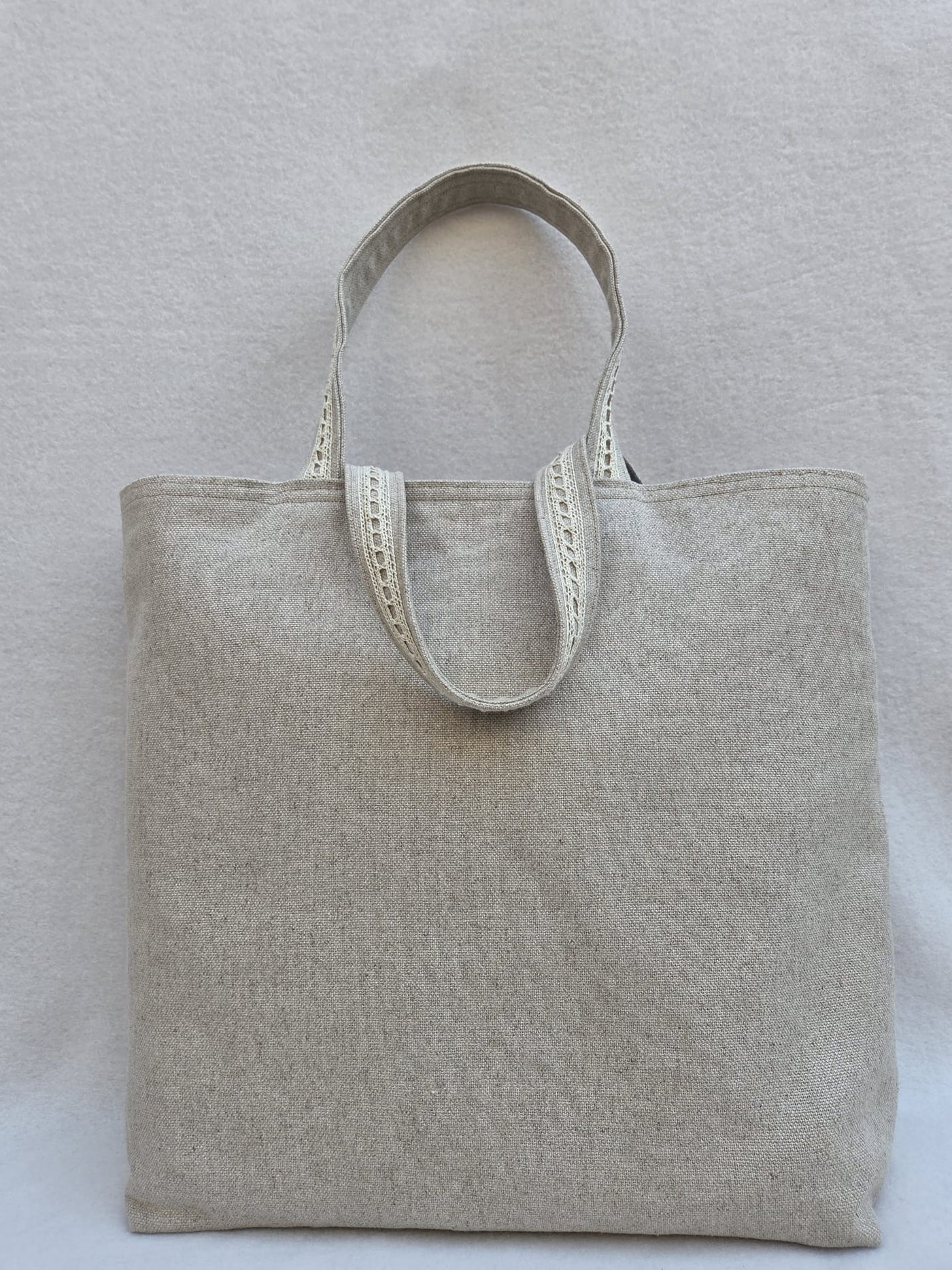 Sac “Écru Bohème” – Lin naturel & dentelle fine