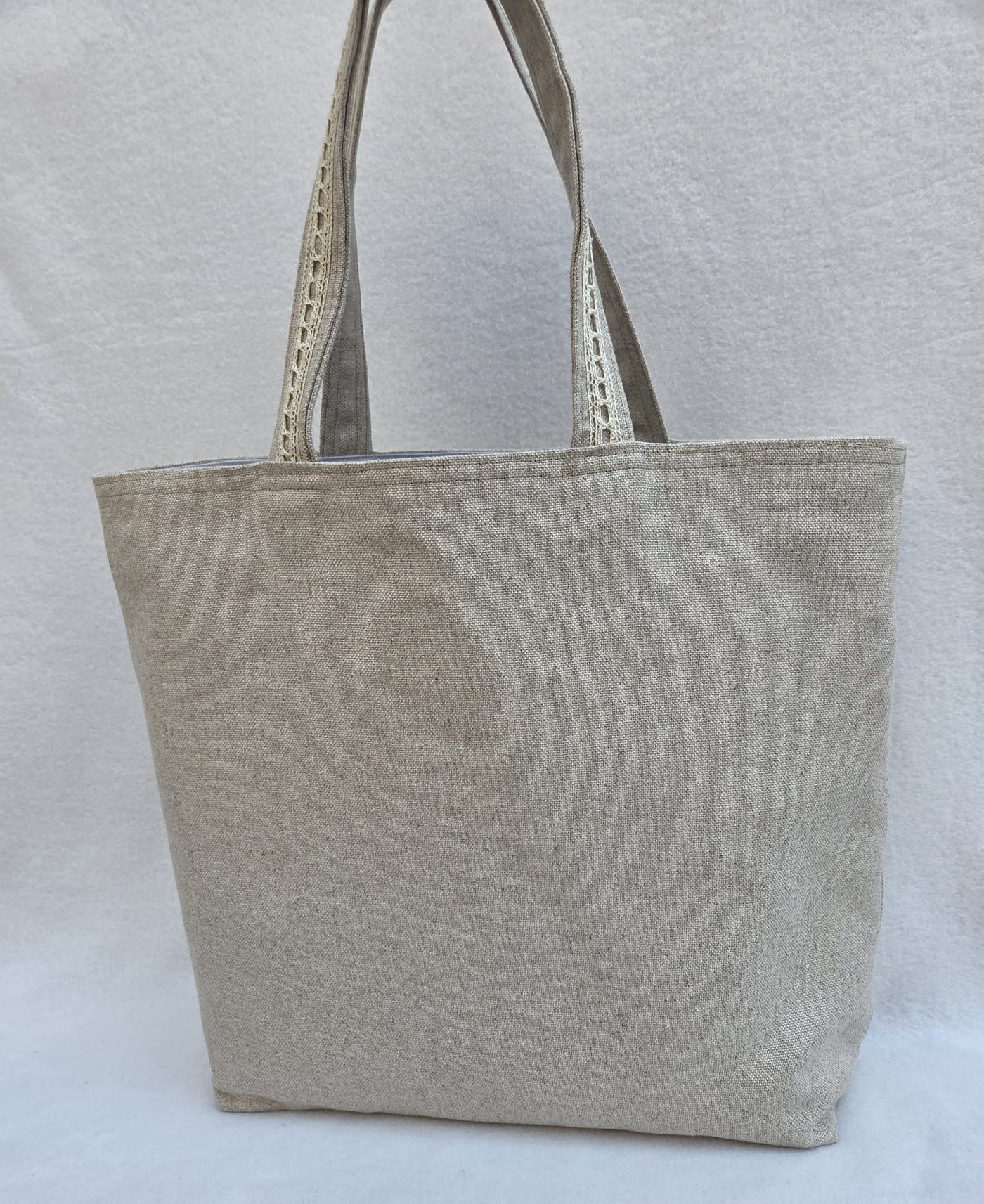 Sac “Écru Bohème” – Lin naturel & dentelle fine