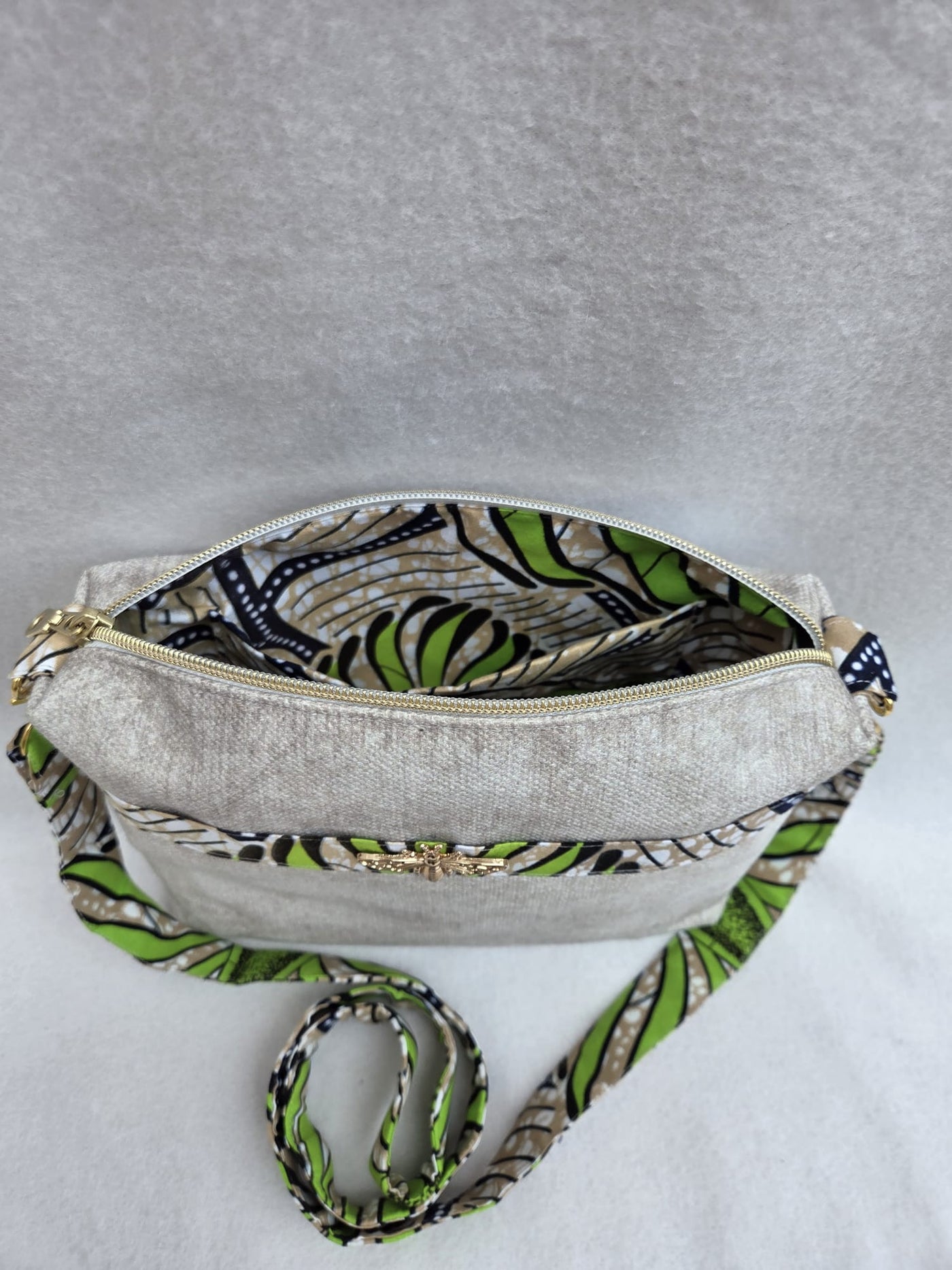 Sac “Lina Verde” – Bandoulière en lin & wax végétal