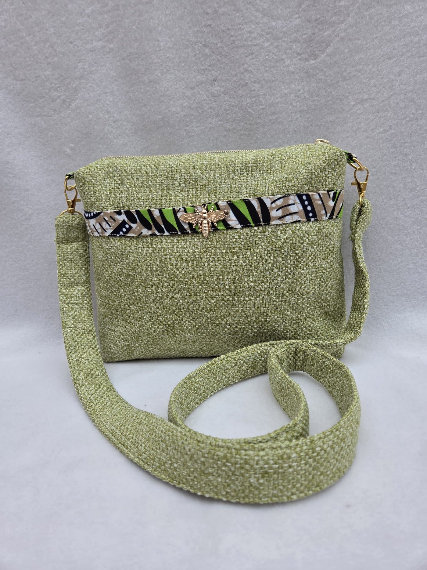 Sac “Anis Bohème” – Velours vert & wax végétal